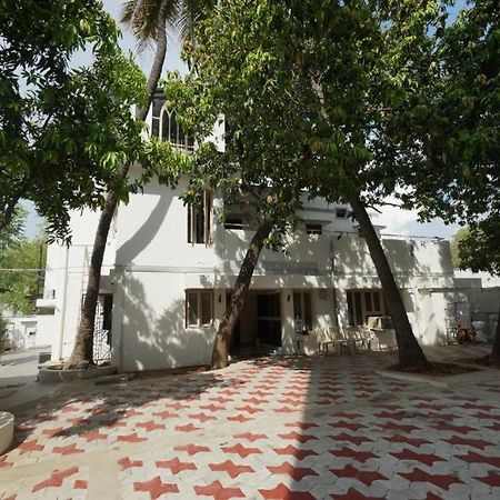 Sowmya Lodge Tiruchirappalli Exterior photo